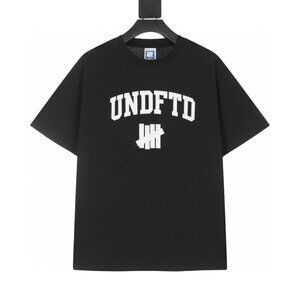 Undefeated Black Letter Print Short Sleeve Crew Neck T-Shirt